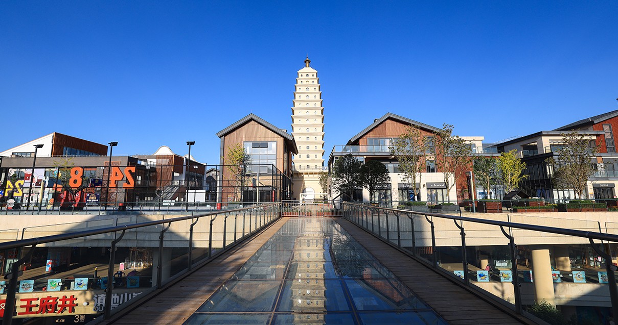 J9.COM奥莱·滇池幼镇